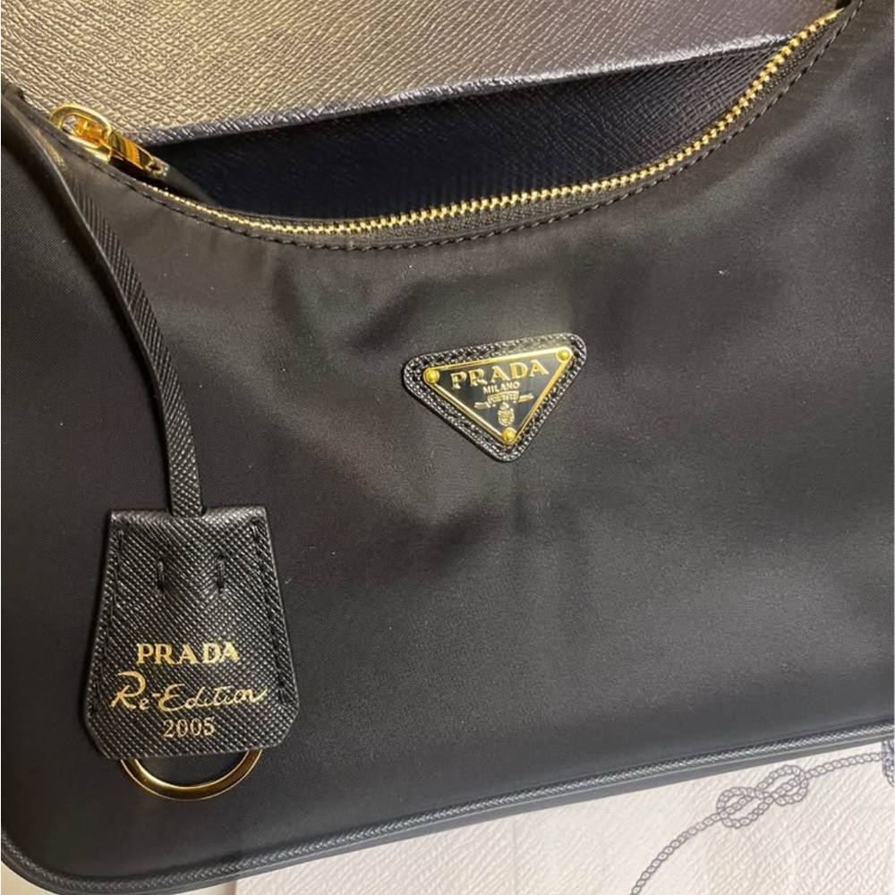 Prada Re-Editon 2005 Velvet and Saffiano Top Handle Bag - Picture 2 of 4